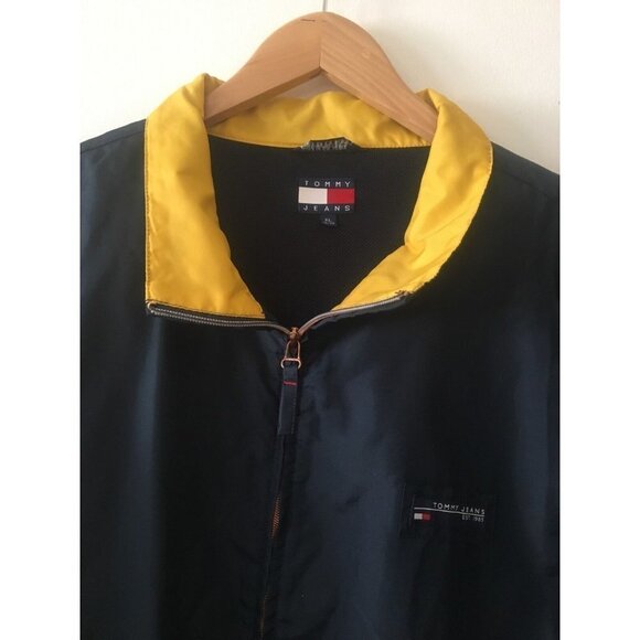 Vtg Hilfiger Tommy Jeans Spell Out Nylon Zipper Jacket Navy Yellow XL - Picture 2 of 12